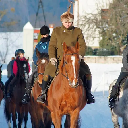 Stadnina Koni Kierzbun Hotel *