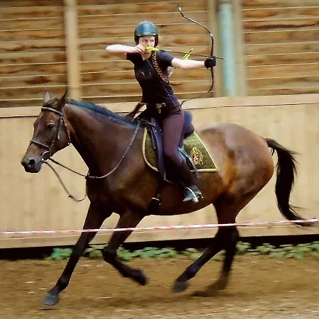 Stadnina Koni Kierzbun Hotel